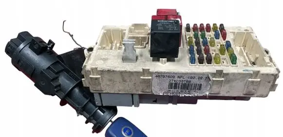 Fiat Stilo Fuse box set 46797609