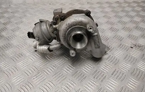 Citroen C4 II Picasso Turbo 9686120680