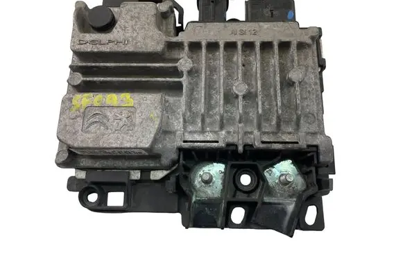 Peugeot 208 I Other control units/modules 9810858280