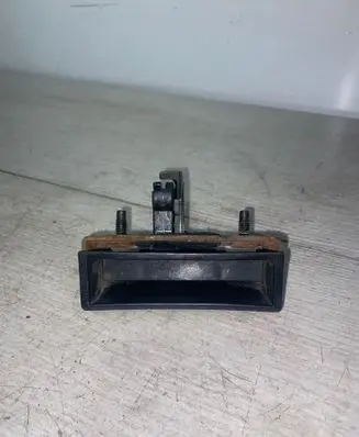 Nissan X-Trail T30 Tailgate/trunk/boot exterior handle