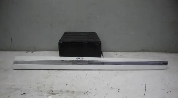 Volkswagen Arteon Front door trim (molding) 