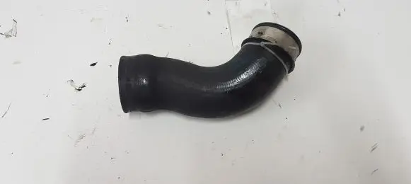 Volkswagen PASSAT B6 Intercooler pipe mounting bracket 3C0145838B