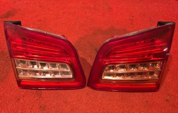Citroen C5 Tailgate rear/tail lights 9687582980 9687583080 VP8X7X13404BX