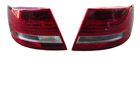 Audi A6 S6 C6 4F Rear/tail lights 4F5945095N 4F5945096N