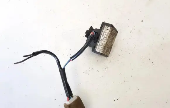 Mitsubishi Pajero Pinin Sensor MR578296 E2T74481