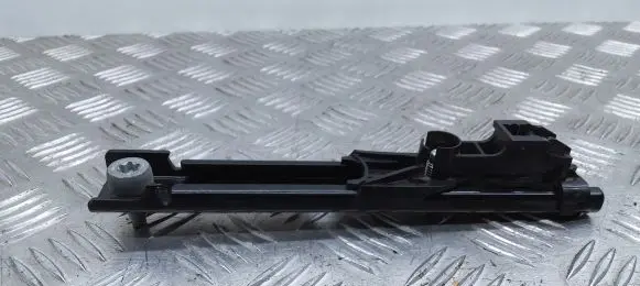 Toyota Proace Seat belt adjustment rail 9811404680