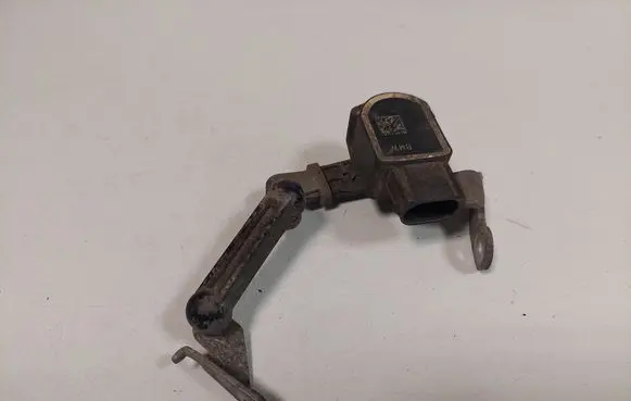 BMW 7 F01 F02 F03 F04 Headlight/headlamp level sensor 6788569