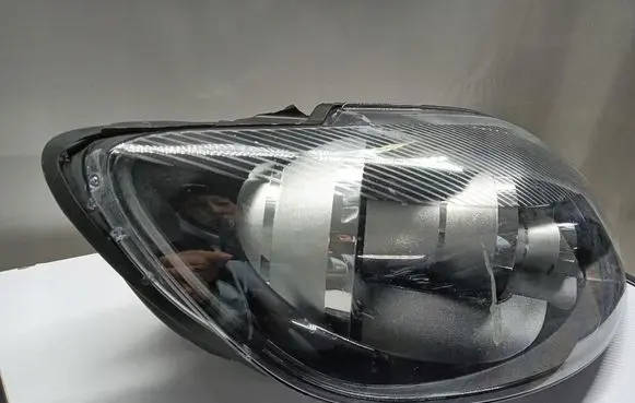 Volkswagen Golf VI Headlight/headlamp