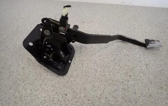 Mitsubishi ASX Pedal assembly 