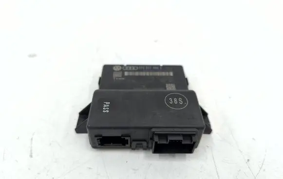 Audi Q7 4L Gateway control module 4F0907468S