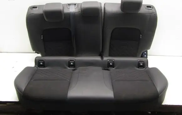 Nissan Juke II F16 Second row seats 17380305
