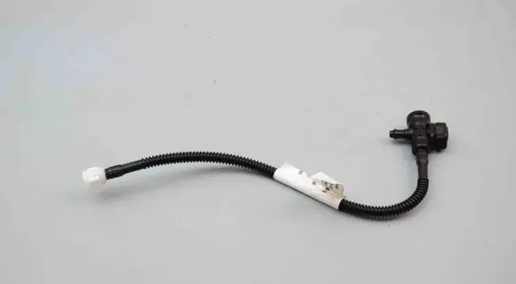 Brake vacuum hose/pipe