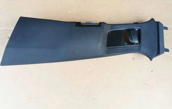 (B) pillar trim (top)