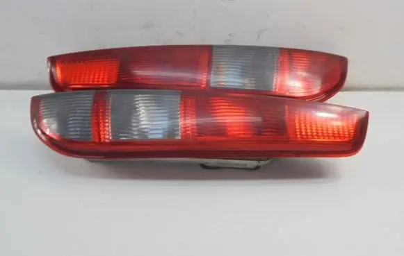 Ford Focus C-MAX Rear/tail lights 4M51-13405-F