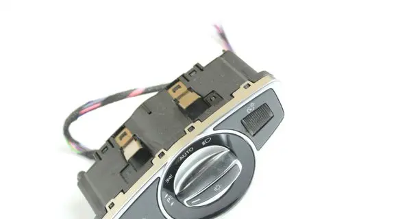 Mercedes-Benz C W205 Light switch A2059057007