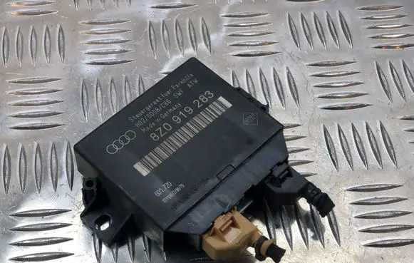 Audi A6 S6 C5 4B Parking PDC control unit/module 8Z0919283