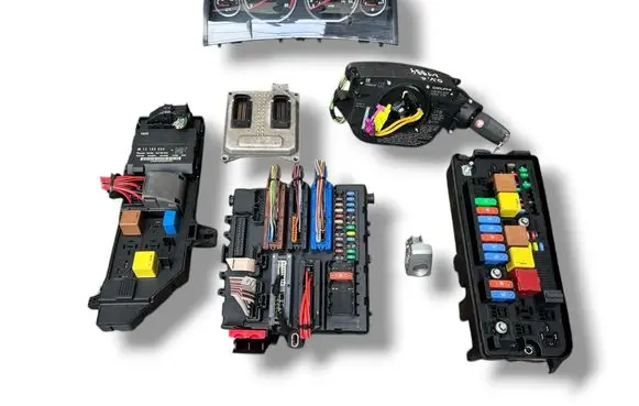 Opel Vectra C Engine ECU kit and lock set 5WK9407 55355631