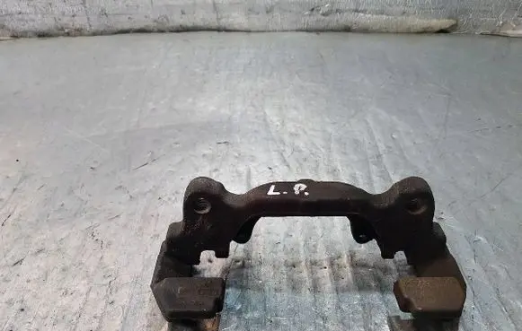 Volkswagen Jetta VI Front Brake Caliper Pad/Carrier 