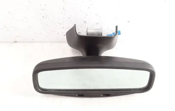 Rear view mirror (interior)