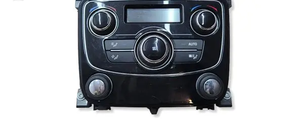 Jaguar XF X260 Climate control unit GX6318D687AE