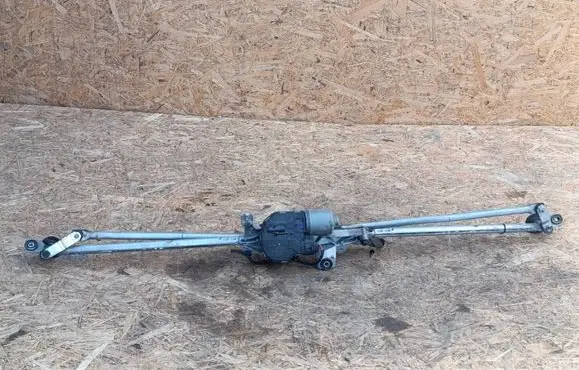 Opel Astra J Front wiper linkage and motor 1137328582 1397220623 13362434