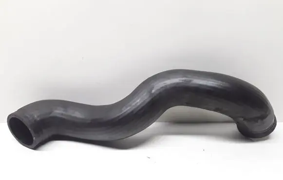 Volvo V70 Intercooler hose/pipe