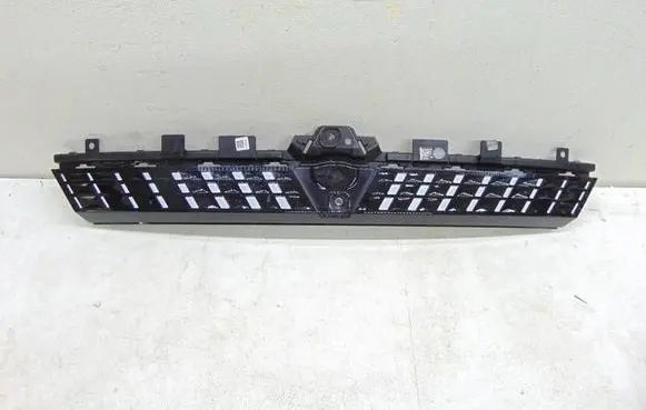 Renault Captur II Front grill 623827221R