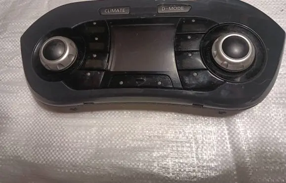 Nissan Juke I F15 Climate control unit 248451KA3B C6K06431 248451KA3BJ
