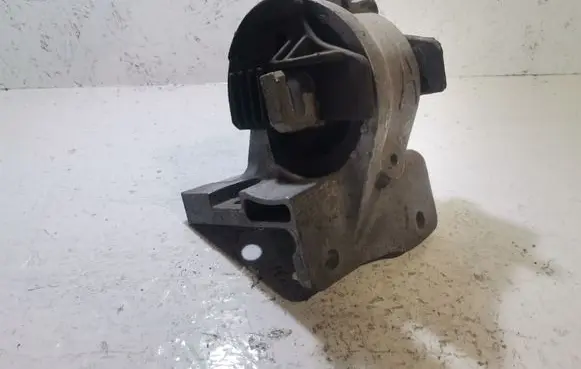 Peugeot 607 Engine mount bracket 326C72