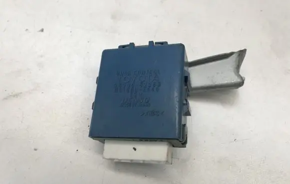 Toyota Yaris Other control units/modules 8598052050 0515003440