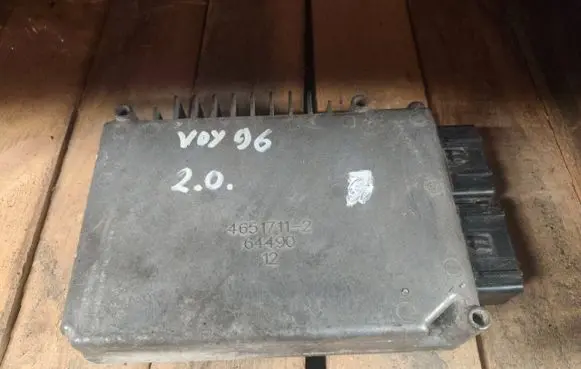 Chrysler Voyager Engine control unit/module P04727210AD 7210AD T04EH212652433