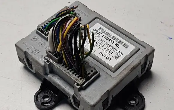 Land Rover Freelander 2 - LR2 Door control unit/module 6G9T14B533KL 14C237 0507874901