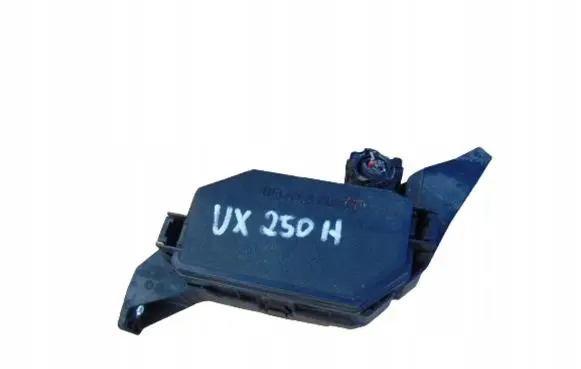 Lexus UX Fuse module