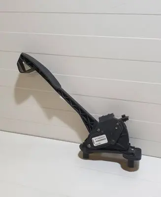Volvo S60 Accelerator throttle pedal 6PV00853701 30666659