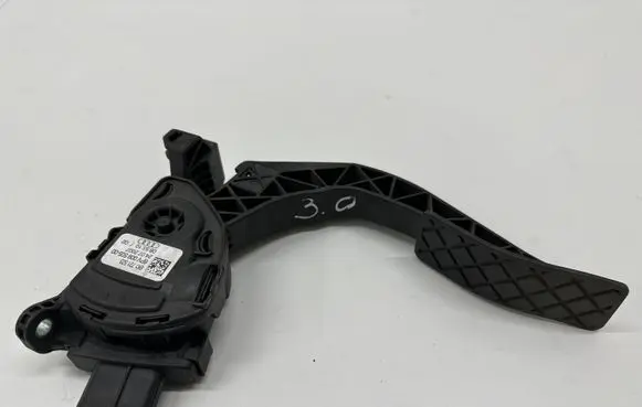 Audi A5 Sportback 8TA Accelerator throttle pedal 8K1721523