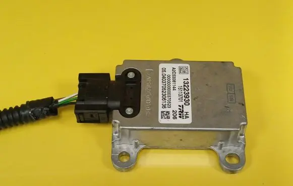 Opel Signum ESP acceleration yaw rate sensor 13223930 15113701