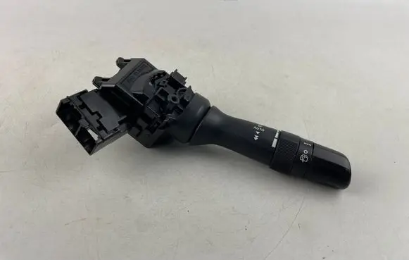Subaru Outback (BS) Wiper control stalk 173848