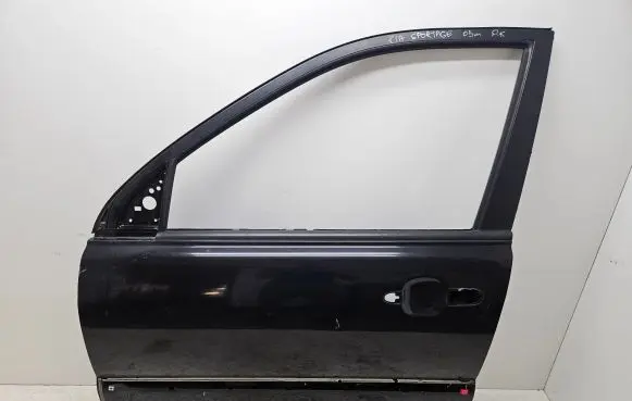 KIA Sportage Front door