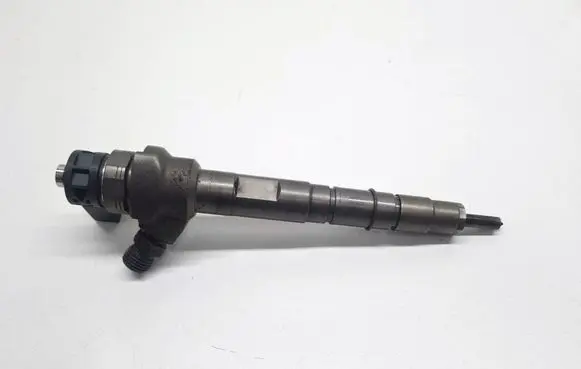 Volkswagen Tiguan Fuel injector 03L130277J