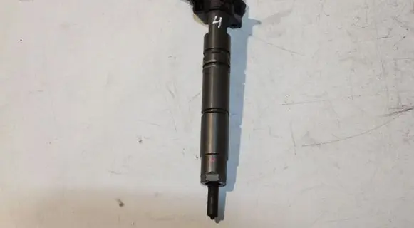 Mercedes-Benz E W211 Fuel injector A6420701987 0445115076