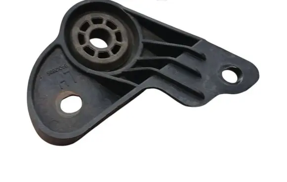 Opel Insignia B Radiator support slam panel bracket 84012895