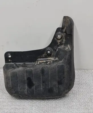 Mercedes-Benz GLK (X204) Front mudguard A2048900478