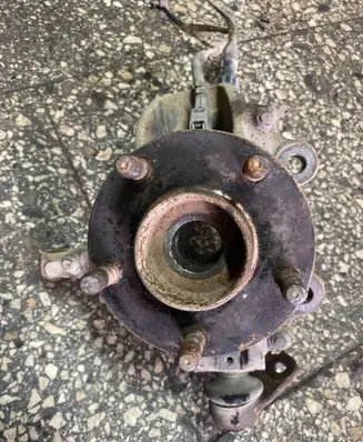 Volvo V50 Front wheel hub