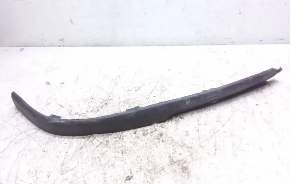 Opel Astra H Front bumper lip 13225753