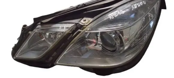 Mercedes-Benz E W212 Headlight/headlamp