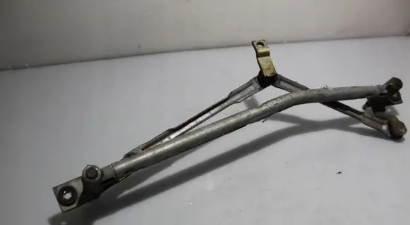 Skoda Fabia Mk1 (6Y) Front wiper linkage 