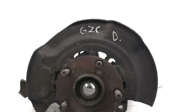 Front wheel hub