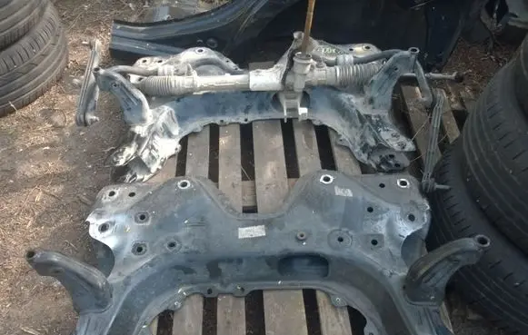Fiat 500X Front subframe