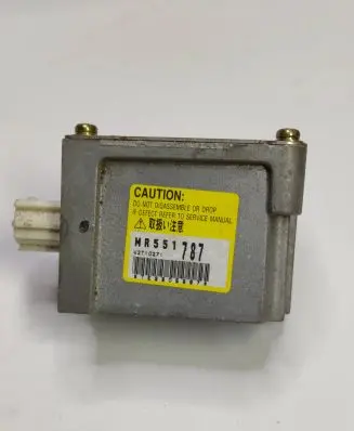 Mitsubishi Pajero Airbag deployment crash/impact sensor MR551787 W2T10271