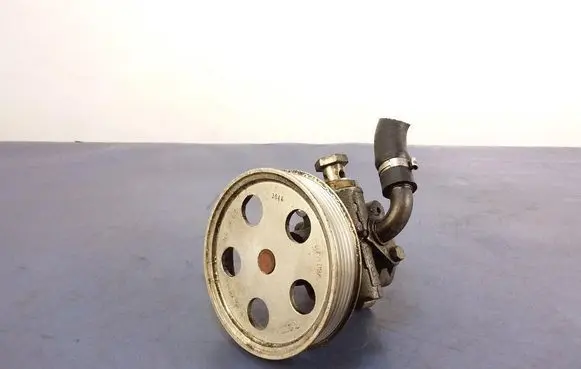 Audi A4 S4 B6 8E 8H Power steering pump 8E0145153ES